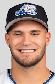 Photo headshot of Josue Briceño
